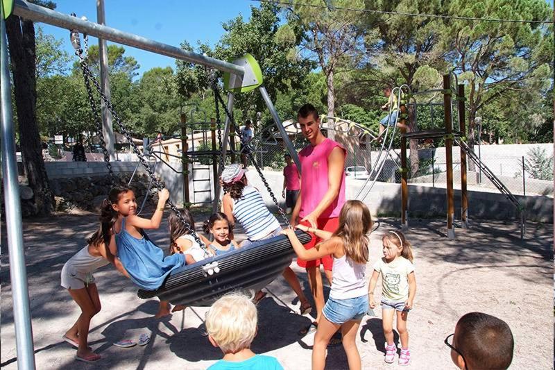 فندق Camping Lou Cantaire فايانس المظهر الخارجي الصورة