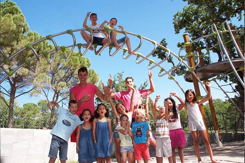 فندق Camping Lou Cantaire فايانس المظهر الخارجي الصورة
