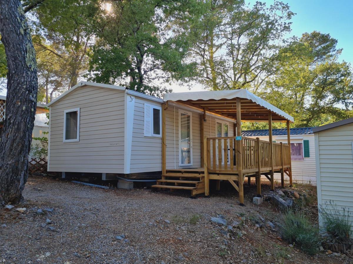 فندق Camping Lou Cantaire فايانس المظهر الخارجي الصورة