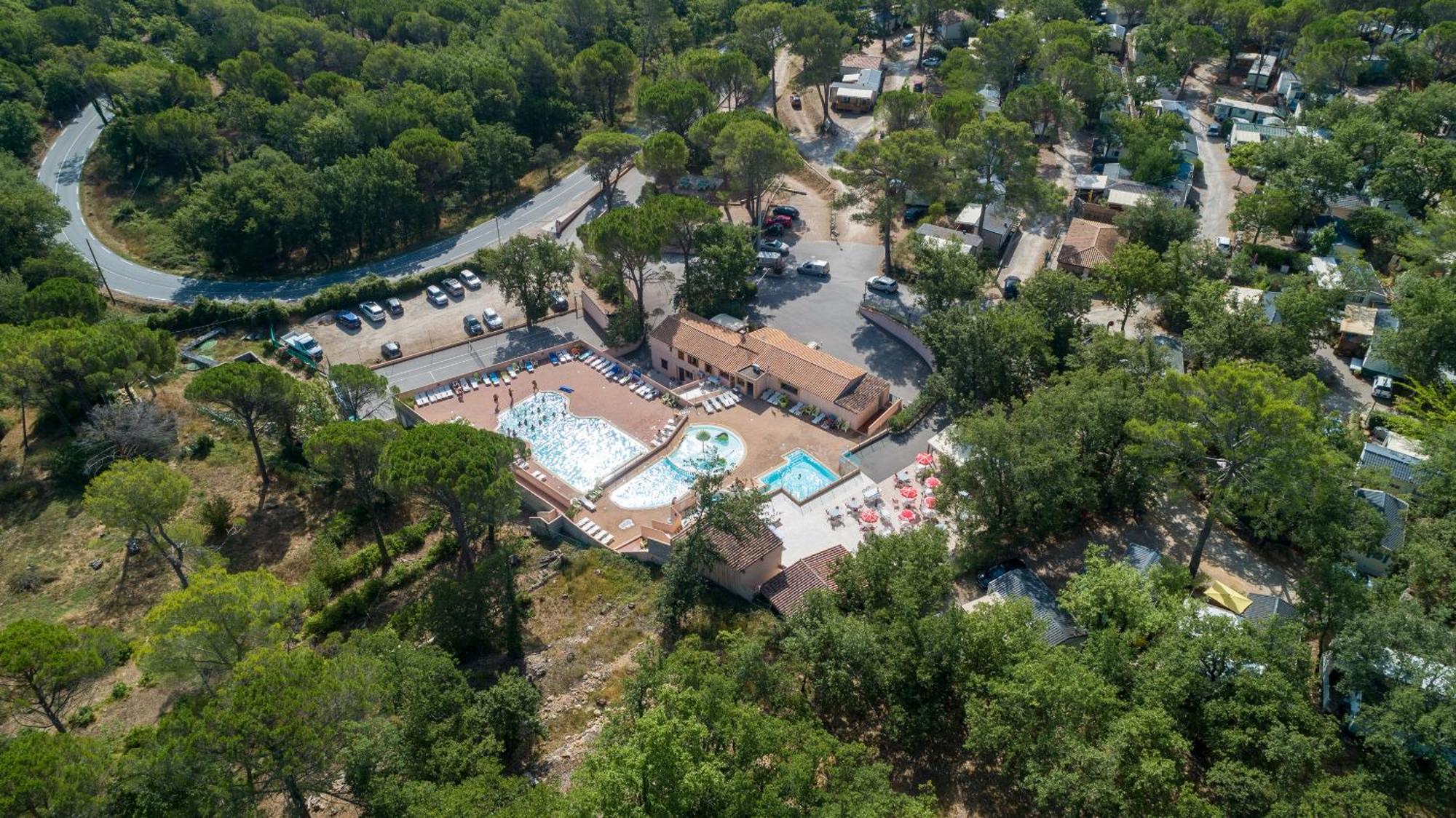 فندق Camping Lou Cantaire فايانس المظهر الخارجي الصورة