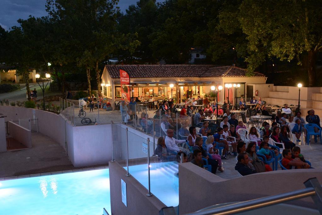فندق Camping Lou Cantaire فايانس المظهر الخارجي الصورة